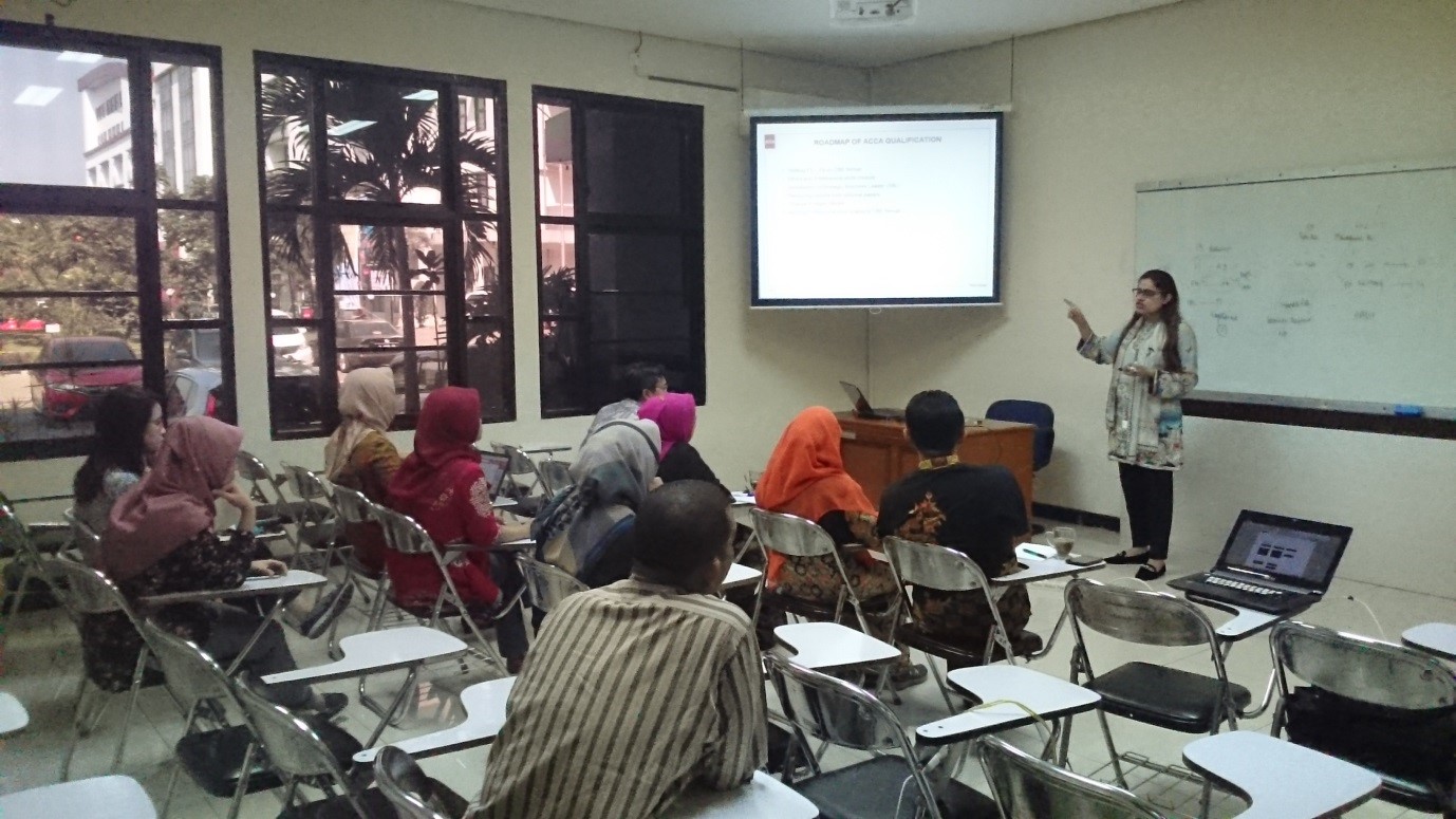 Pelatihan Sertifikasi ACCA Bagi Dosen dan Mahasiswa Prodi Akuntansi